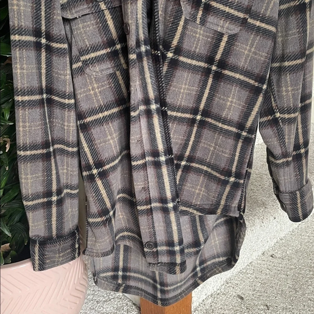 Outdoor Life Plaid Fleece Shirt Jacket in Black and Tan